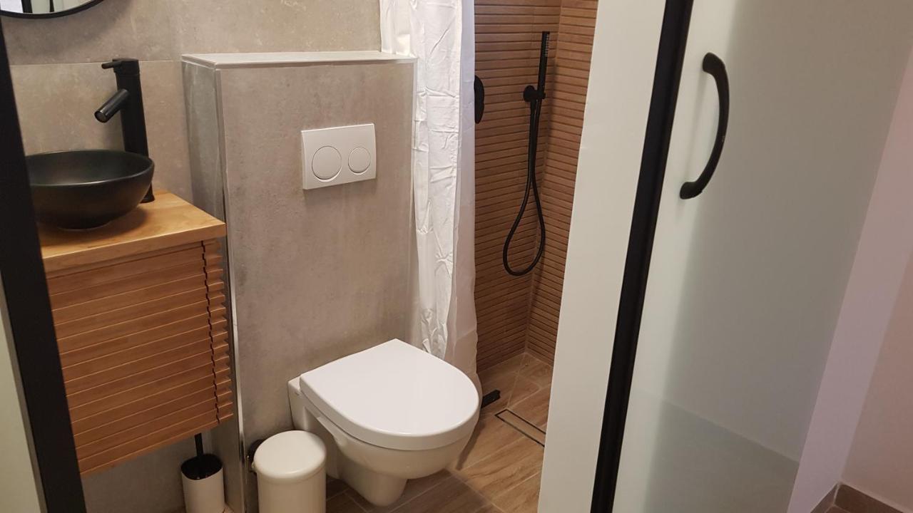 Sun, Mountain & Adventure Hotel Arad Room photo